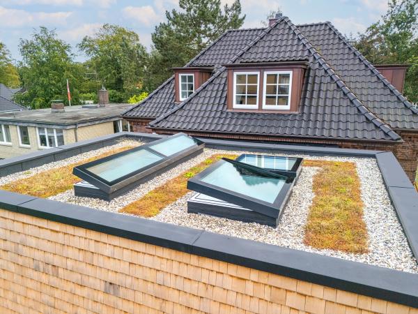 Erfüllung eines "Rotklinkertraums" in Hamburg-Blankenese - mit vier Oberlichtern von Glasolux