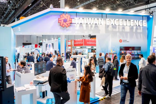 Taiwan Excellence präsentiert KI-gestützte Chirurgie Innovationen auf der MEDICA 2024