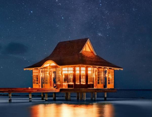 "Supernova"-Silvester im Nova Maldives 