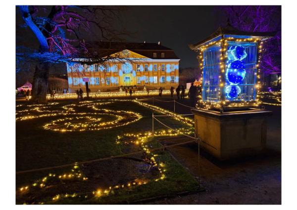 Prächtige Jubiläums-Weihnachtsshow im Tierpark Berlin