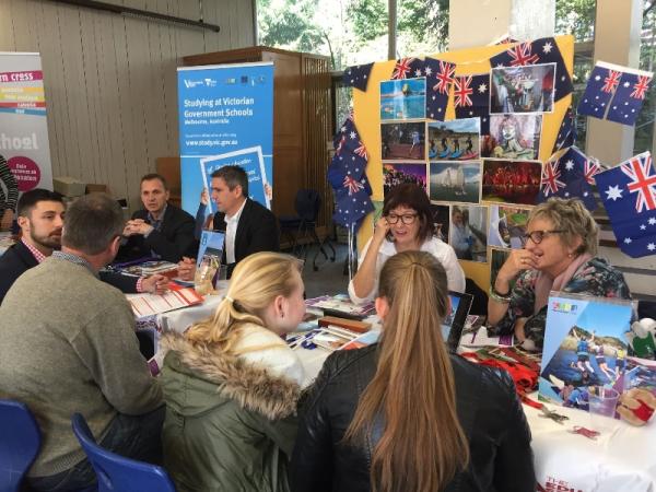 Insidermesse zum Thema Schüleraustausch