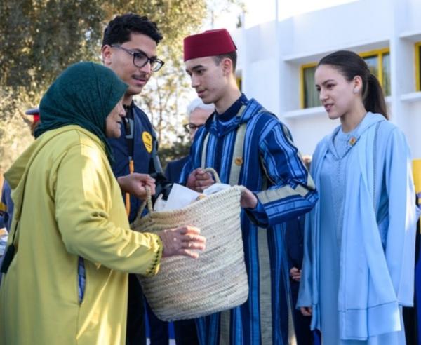 Der Kronprinz Moulay El Hassan und die Prinzessin Lalla Khadija starten die Operation "Ramadan 1446" in Marokko