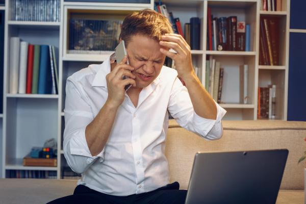 AdobeStock_224507560 Unangenehme Gespräche stressfrei führen