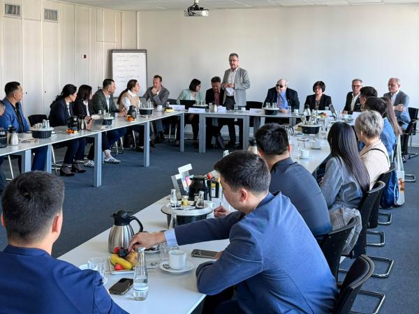 Starker Auftakt in Berlin: Kirgisische Unternehmer vernetzen sich mit der deutschen Wirtschaft