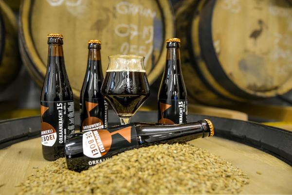 Spezialbiere aus der Brauerei De Boei Sturm im Bierglas: Texels Brauereien starten in die neue Saison durch