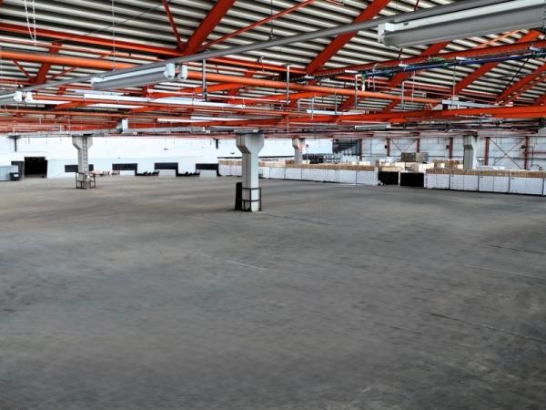 Die Sheddach-Halle im Innovations-Quartier Neunkirchen-Süd Initiative Industrie trifft Innovation und lädt zu Veranstaltung im Innovations-Quartier auf dem ehemaligen Thurn Gelände ein