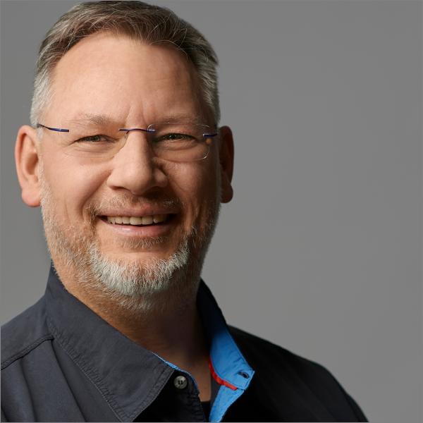 Andreas Düpmann von besser Korrektur lesen Der einfache Weg zu barrierefreien Tabellen und Grafiken