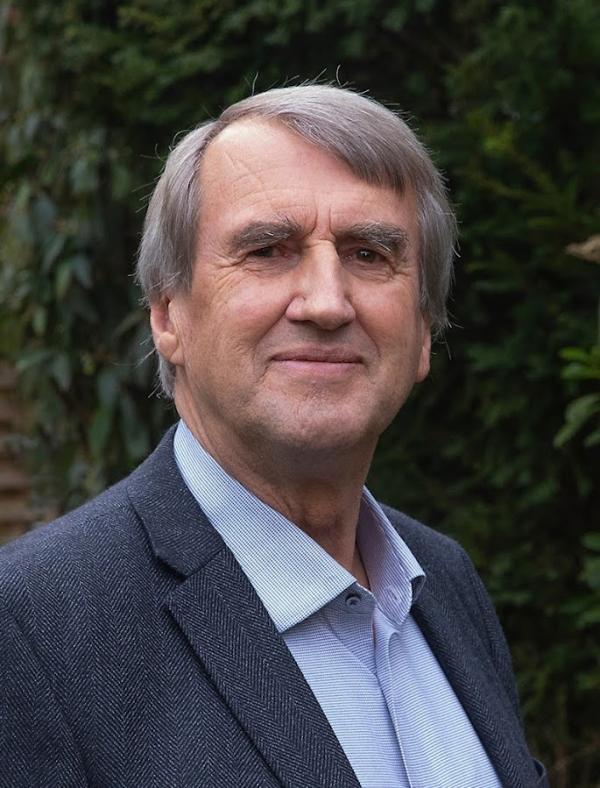 Dr. Thies Claussen, Autor des neuen Buchs "In unruhigen Zeiten. Lebensfragen und Denkanstöße" Denkanstöße für unser Leben