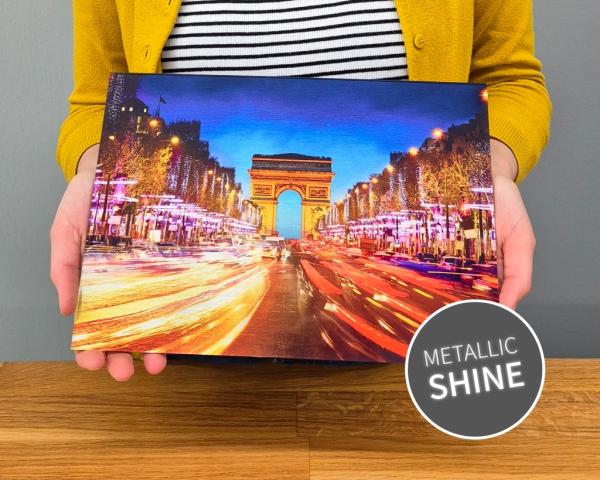 Revolution an der Wand: PixelfotoExpress präsentiert das neue Metallic Shine Wandbild - Einzigartiger Glanz trifft auf High-End-Fotokunst