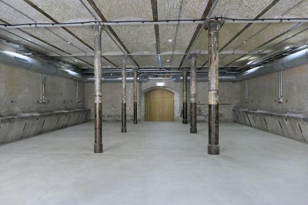 Ehemaliger Pferdestall der Bötzow Brauerei, Berlin Designestrich für denkmalgeschützten Pferdestall der Bötzow Brauerei