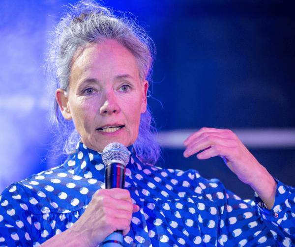 Sei schneller als der Zweifel und die Angst 2 minütige Keynote für Perspektivwechsel gewann Award