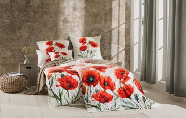 Mohnblumen verzaubern das Zuhause Mohnblumen - der Inbegriff von Sommer und Lebensfreude