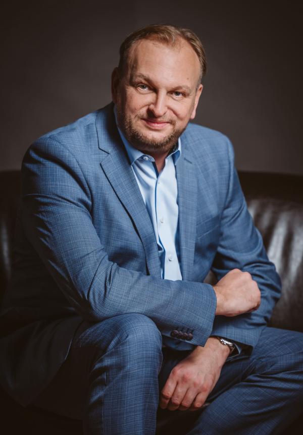 Erfolgreicher Hoteldirektor Christian Schmidt verlässt Holiday Inn Lübeck