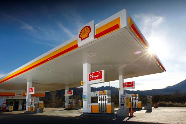 UTA Edenred hat 272 Shell-Tankstellen zu seinem spanischen Akzeptanznetz hinzugefügt. UTA Edenred nimmt Shell-Tankstellen in Spanien ins Akzeptanznetz auf