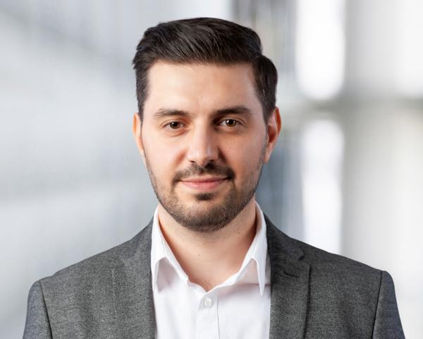 Yasin Ilgar, Managing Cyber Defense Consultant bei SECUINFRA Compromise Assessment erstmals als Managed Service auf zentraler Plattform