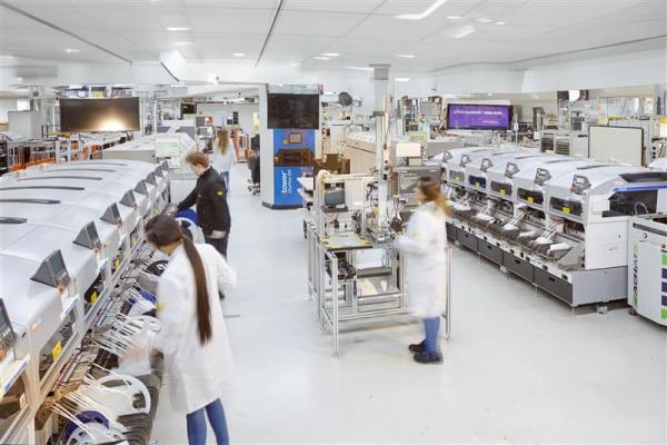 Limtronik-Fertigung Limtronik feiert Jubiläum: Ein Blick auf die Geschichte der Elektronikfertigung