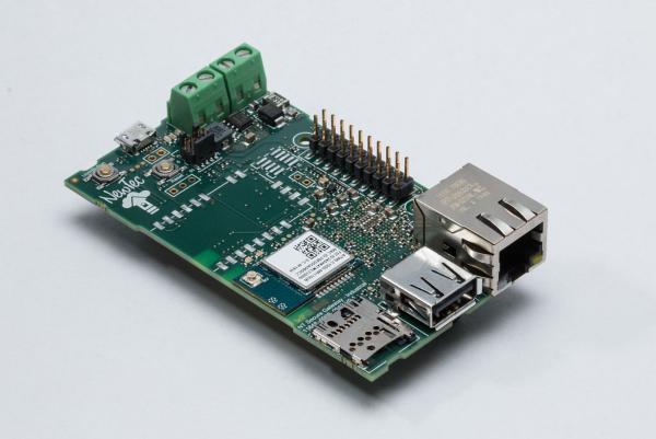 Cloudschnittstelle NTSecureGateway für die Übertragung sicherheitsbezogener Daten Sicher vernetzte, intelligente Industriefahrzeuge