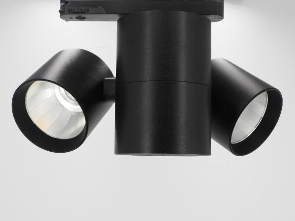 Neuer Chamäleon Doppelstrahler mit Casambi Steuerung Lichtsteuerungssysteme revolutionieren die moderne Shopbeleuchtung