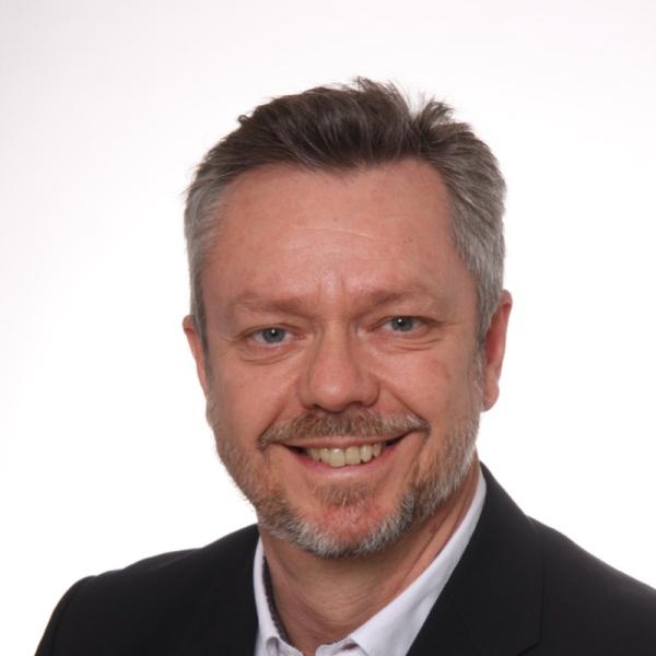 Robert Specht, neuer Director of Channel Sales bei enclaive Robert Specht ist Director of Channel Sales bei enclaive