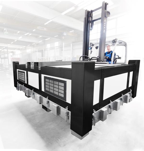 Die neue Lithium-Ionen Akku-Transportbox XL von DENIOS Sicher verpackt: DENIOS präsentiert neue Transportbox für Lithium-Batterien