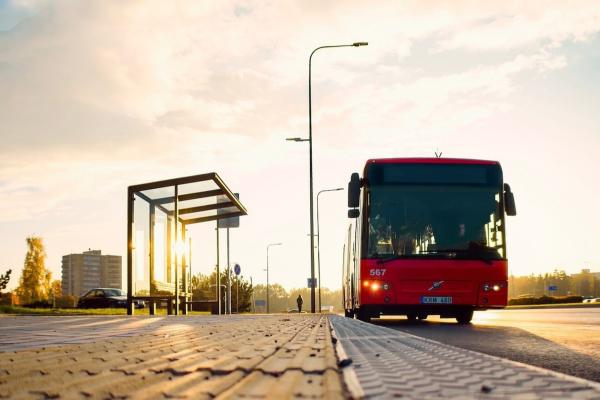 Die Clean Vehicles Directive verpflichtet Kommunen zu einem emissionsarmen Fahrzeugbestand Clean Vehicles Directive: Erste Phase läuft Ende 2025 aus