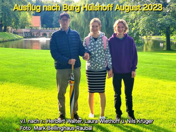 Laura Wiethoffs einziges Date ihres gesamten 35 Jahre langen Lebens! Der Pressesprecher der Jungen Piratenpartei, Nils Krüger verstand sich auf Anhieb mit Laura, wie man sehen kann. Lauras tapferer Weg in ihre Freiheit, oder: Wie der LWL-Skandal Münster immer weitere und größere Kreise zieht