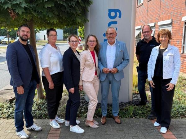Jump-in - Berufe der Zukunft live erleben bei Röchling in Troisdorf