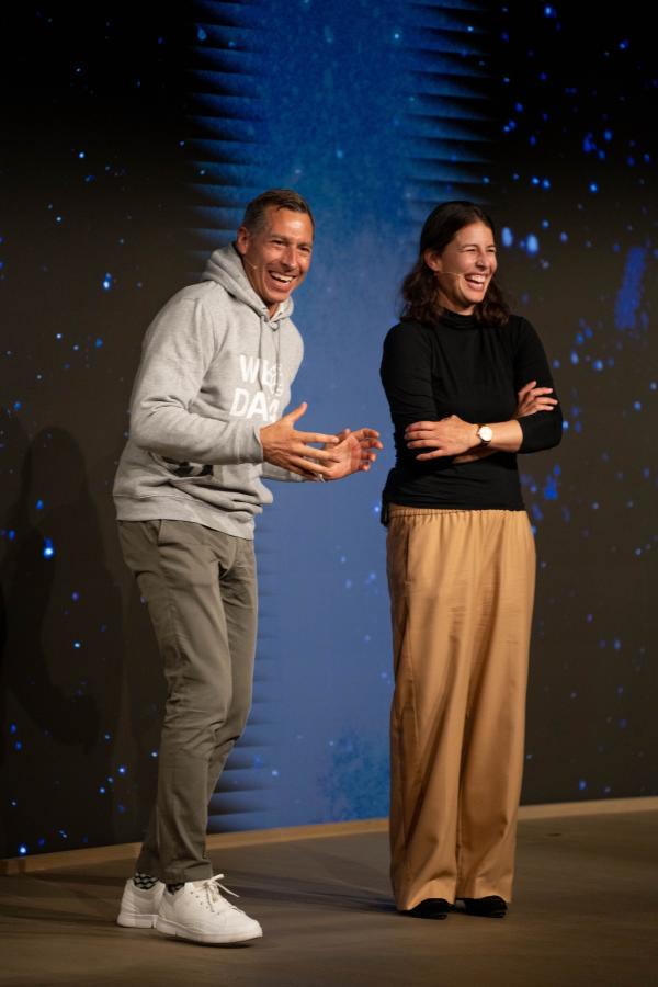 Klaus Blaschek und Dominique Gisin beim WoD 2023 in Basel Von Roche bis PostFinance: