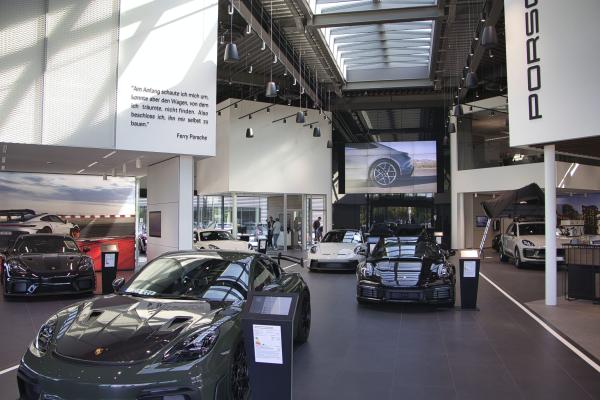 Porsche Zentrum Regensburg - Ein Neubau mit Herausforderungen
