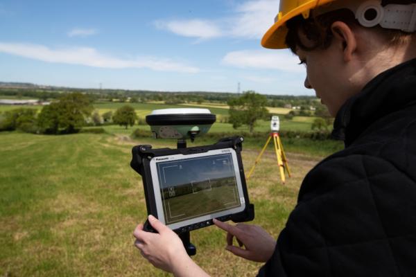 Präzise, robuste Lösungen für die Vermessung: Panasonic TOUGHBOOK auf der INTERGEO 2025