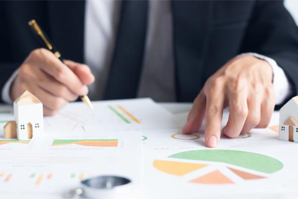 Christian Varga: Stresstests und Szenarioanalysen für das Risikomanagement von Immobilienportfolios