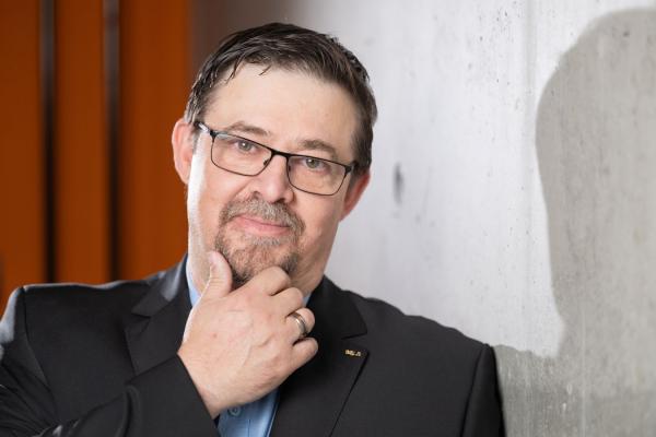 Härtere Sanktionen gefährden Existenzen - Mr. Schufa warnt vor Schuldenfalle Bürgergeld