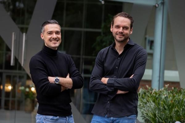 ELAN Languages übernimmt das Tech-Unternehmen C-Jay International und baut seine Leistungen aus