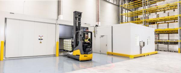 DENIOS und DHL Supply Chain setzen neue Maßstäbe in der Pharmalogistik