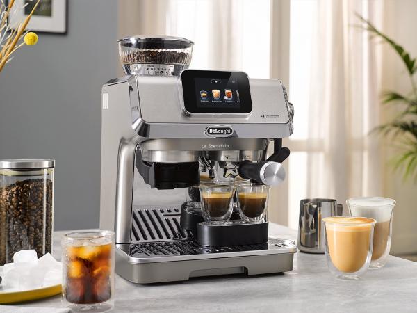 Elbkind Reply inszeniert De'Longhi mit Hollywood-Flair und erreicht Millionenpublikum auf Social Media