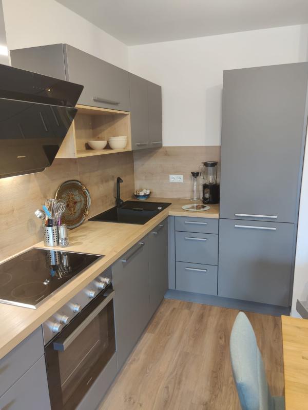 Adler Küchen veröffentlicht Trendreport 2025 für Küchenplanung in Bayreuth und Oberfranken