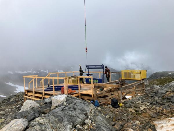 Juggernaut Exploration holt Top-Geologen an die Spitze - Umfangreiche Bohrkampagne für 2026 in Vorbereitung