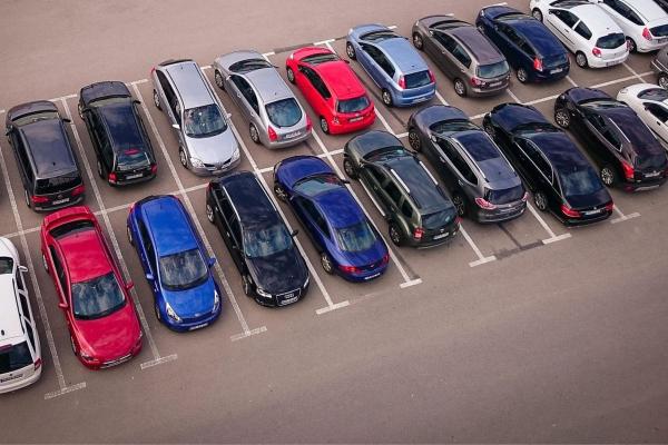 Keine öffentlichen Strafen - warum PARKcontrol24 für private Parkplätze besonders geeignet ist