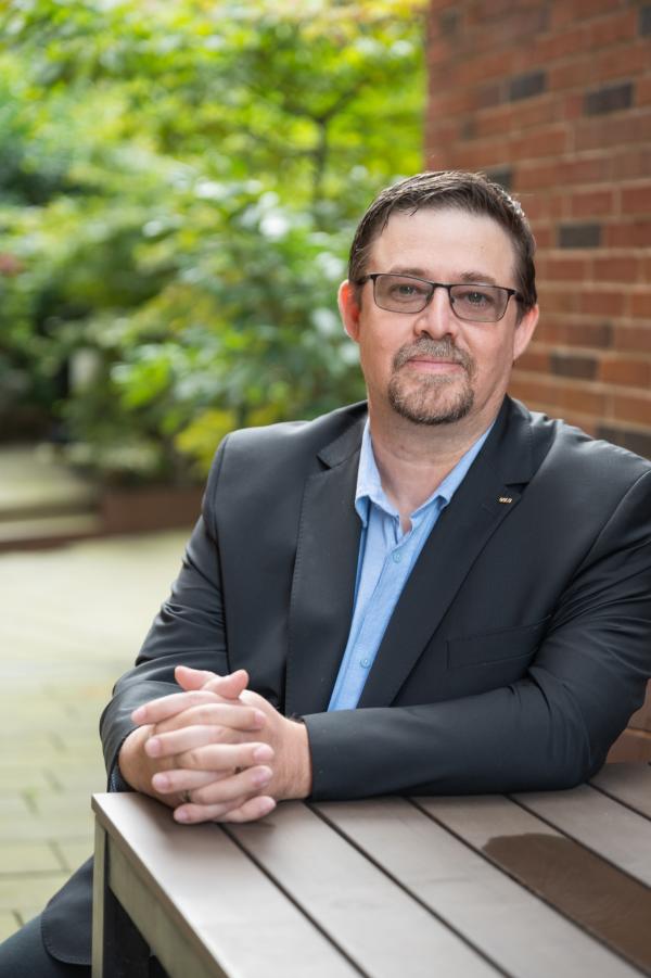 Finanzielle Probleme kosten Unternehmen Millionen - warum Prävention zur Führungsaufgabe wird