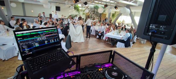 DJ Beatgee – Ihr Hochzeitsdj Baden-Baden mit Club-Erfahrung aus Karlsruhe