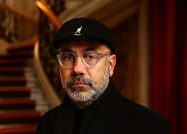 Ex zurück mit Alexis Sophos - Warum echte Partnerrückführung mehr ist als Hoffnung und wie Sie verlorene Liebe seriös zurückgewinnen können