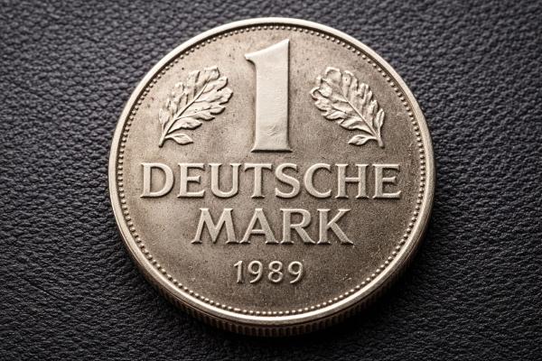 Von der DDR-Mark zur D-Mark: Media Exklusiv über die letzten Währungen vor der Wiedervereinigung