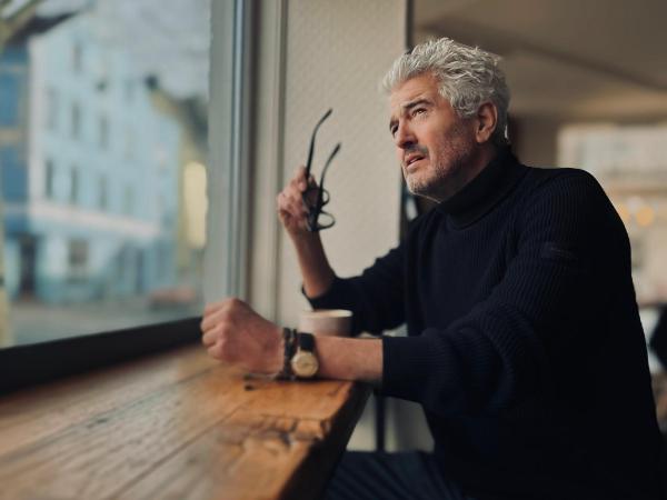 Im Paarbett besser schlafen: Wann getrennte Schlafzimmer sinnvoll sind - und wann Nähe hilft