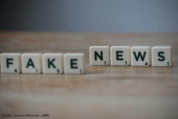 Fake News erkennen: Wie Nutzer Nachrichten prüfen können