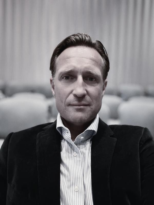 Digital Customer Twins im Marketing: Wie KI die Entscheidung im Cultural Marketing verändert.