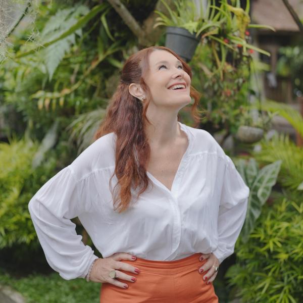 Mensch oder KI? Vortrag zeigt, wie echte Menschen hinter perfekten Fassaden erkennbar bleiben