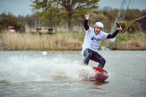 Saisoneröffnung im Waterpark und beim Fußballgolf - Osterriding im Wasserpark