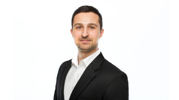 Umfassenden Versicherungsschutz für Haustiere: HanseMerkur & Alexander Wild