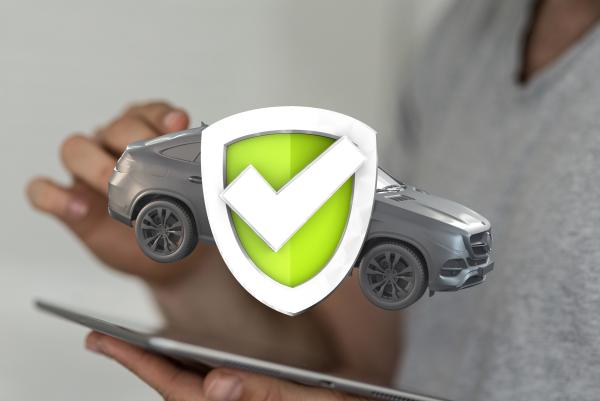 KFZ-Versicherung trotz SCHUFA – Was wirklich möglich ist (eVB, monatlich zahlen & mehr)