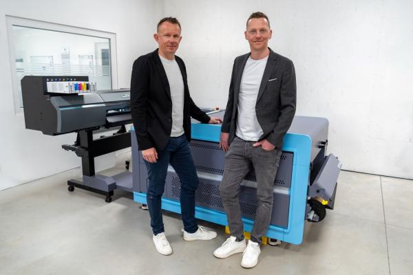 Neue DTF-Druckmaschine Roland TY-300i inkl. Shaker